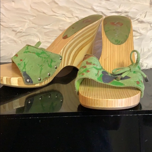 MIA Shoes - Wedge green suede sandals
